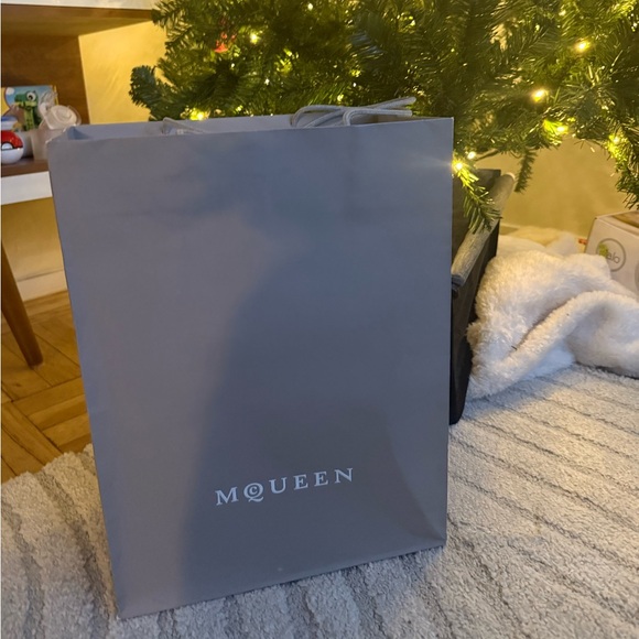 Alexander McQueen Oversized Men’s Sneakers, BRAND NEW. Never worn! Retail $590 - Picture 9 of 11